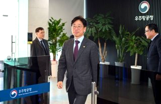 오태석 프로필 우주항공청장 누리호 위성 발사 계획