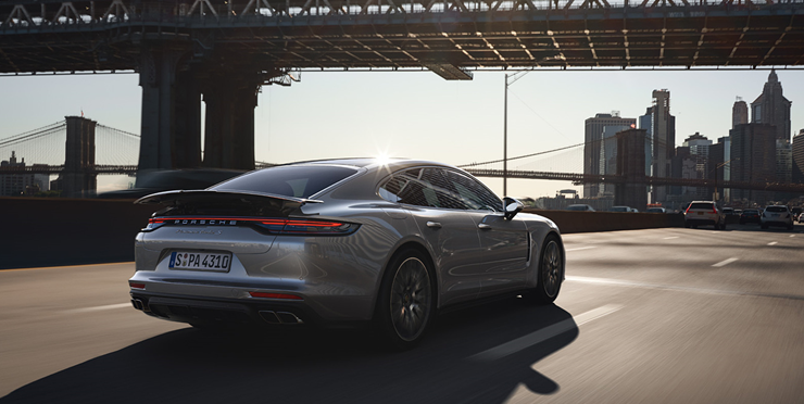 포르쉐 파나메라