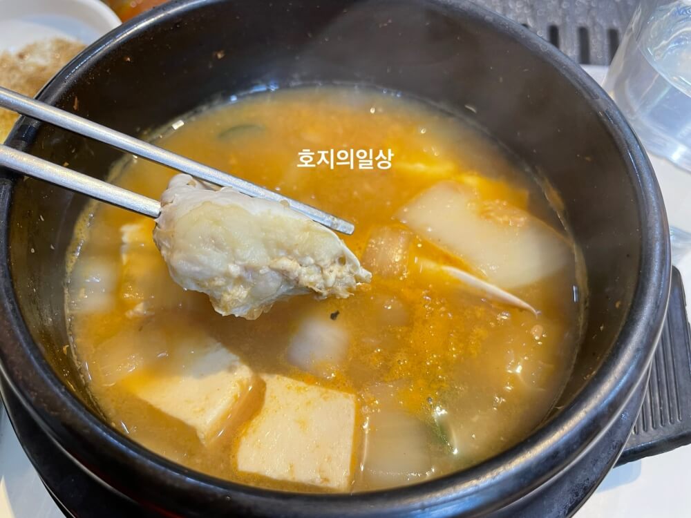 제주 탐라가든 - 공기밥 주문시 서비스 된장찌개