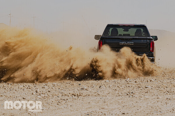 GMC 시에라 드날리