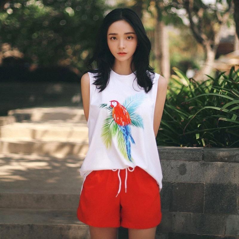 이스트본 앵무새 여자 나시 래쉬가드 화이트