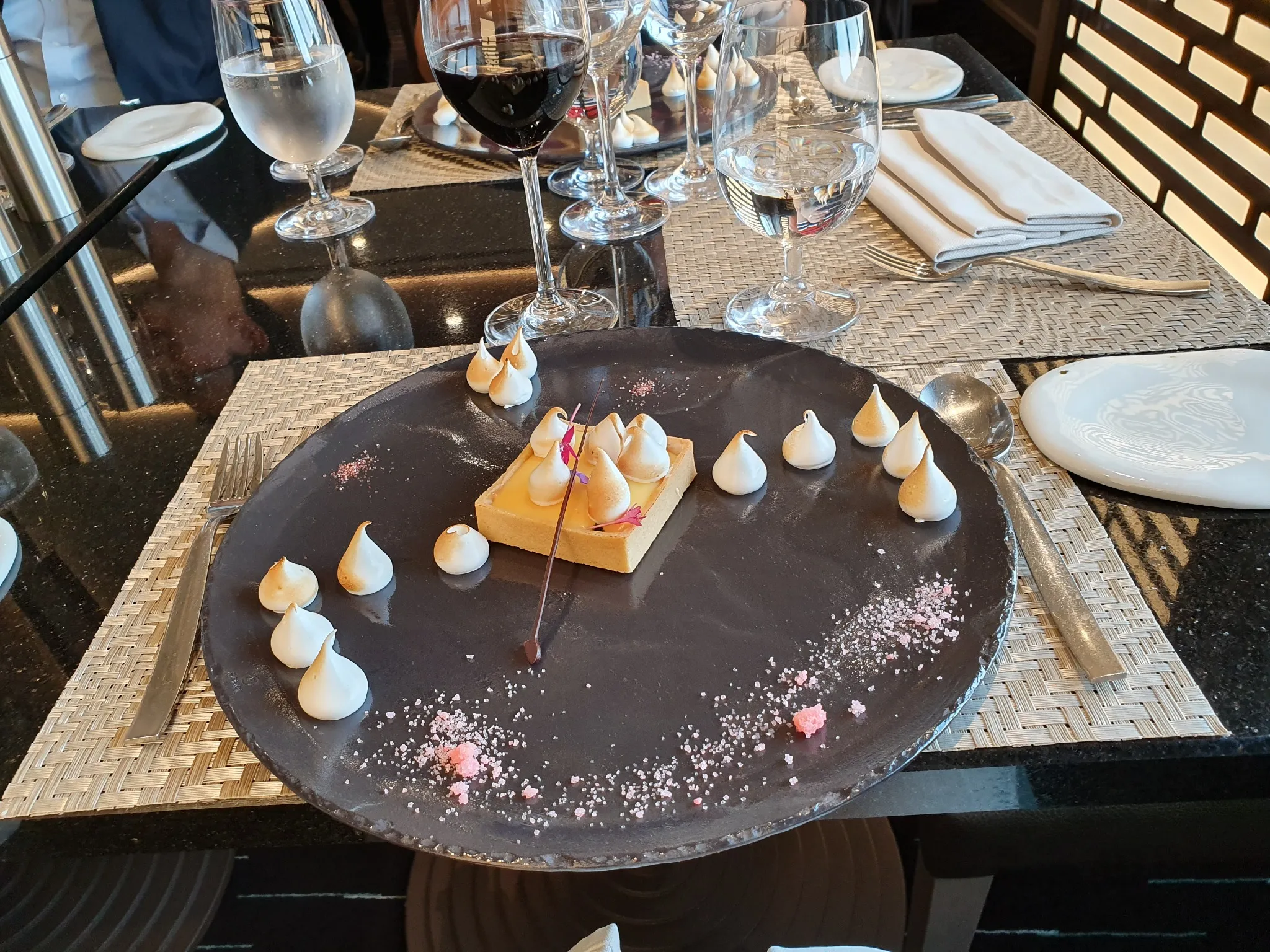 디저트 - 레몬 타르트와 머랭