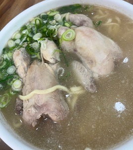 9900원닭한마리칼국수