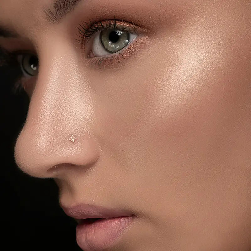 피부노화 걱정 NO! 50대 중년 여성의 빛나는 피부 루틴 비결