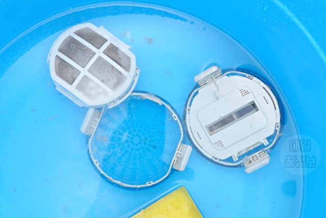 세탁기 먼지거름망 세척 청소, 저작권:매일꿀정보 무단도용시 법적대응