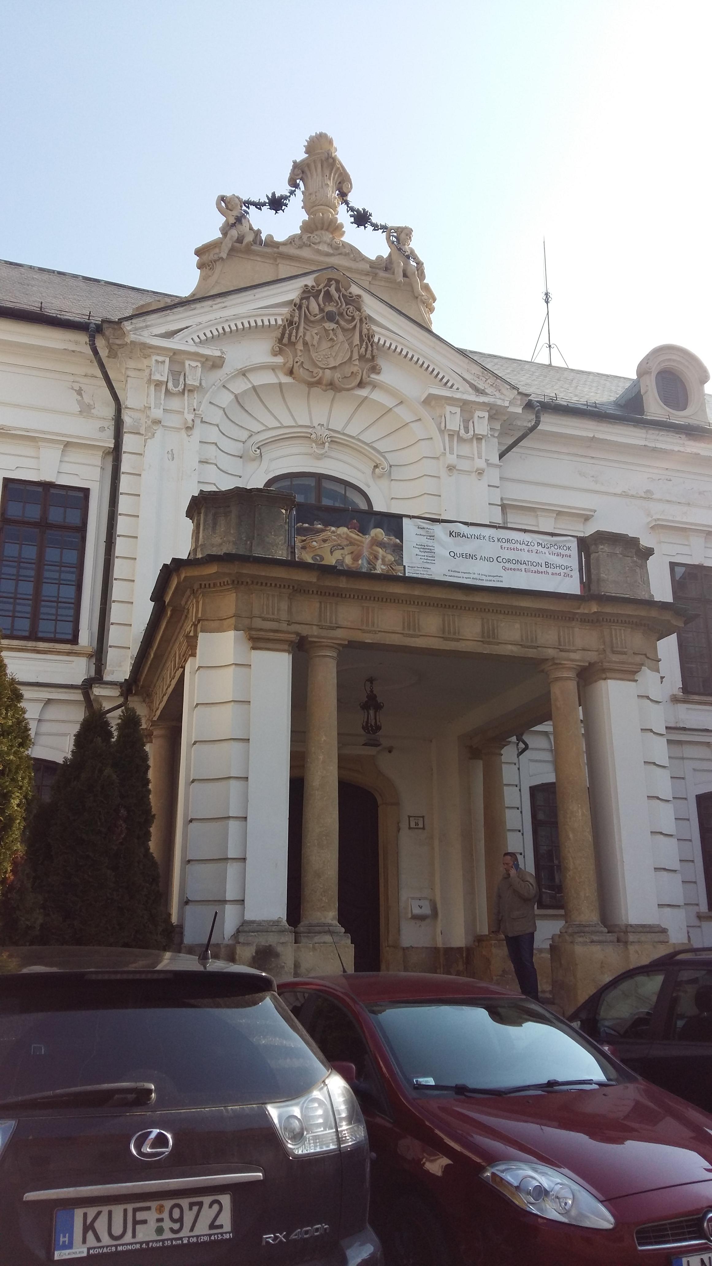 헝가리 베스프렘 기젤라 예배당 주교의 집