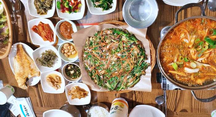 생방송 오늘저녁 남해 다랭이 마을 멸치쌈밥정식 멸치회무침 맛집