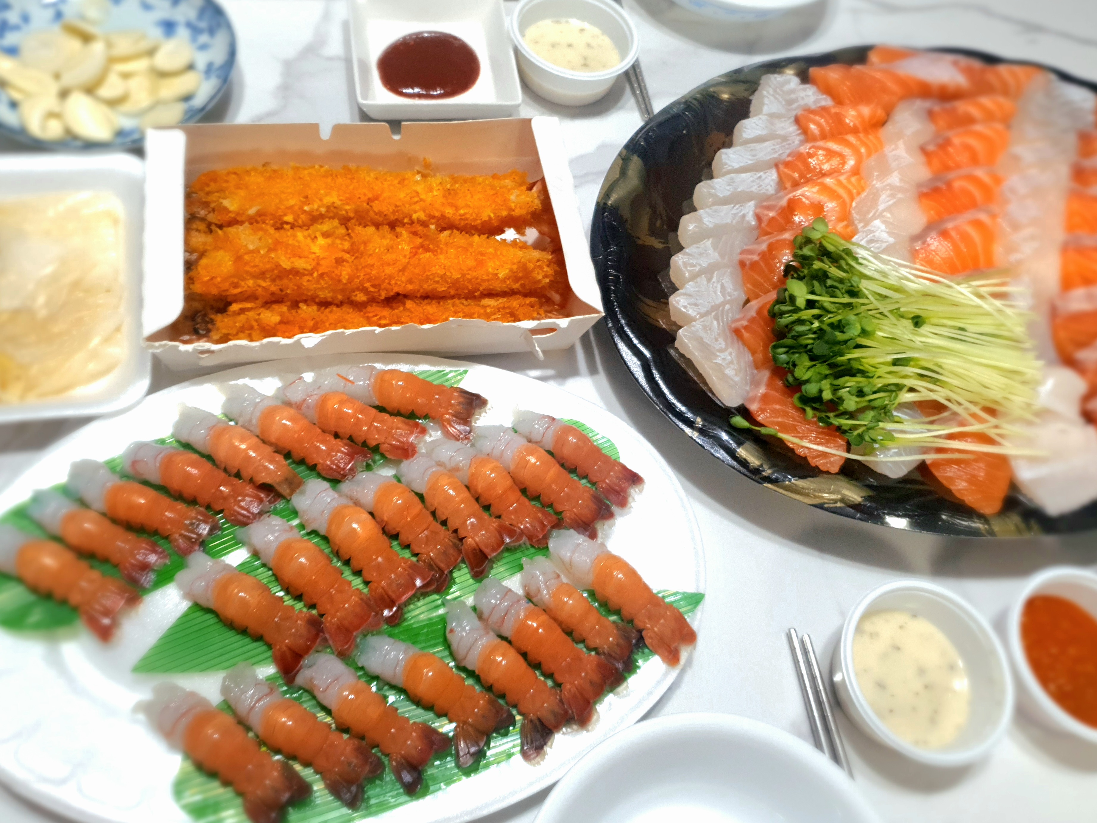 맛있는-연어와-광어를-먹었어요.