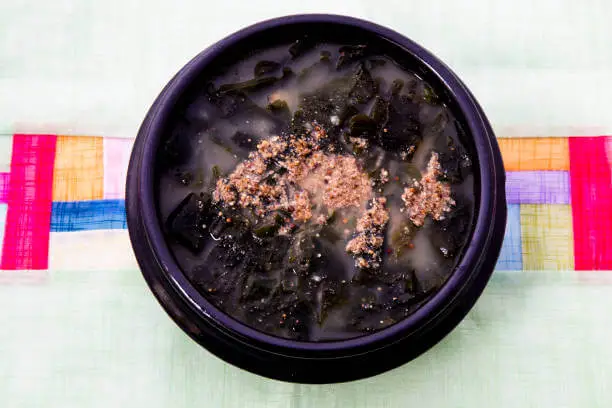 들깨가루 효능|피부부터 혈관까지 챙기는 슈퍼푸드