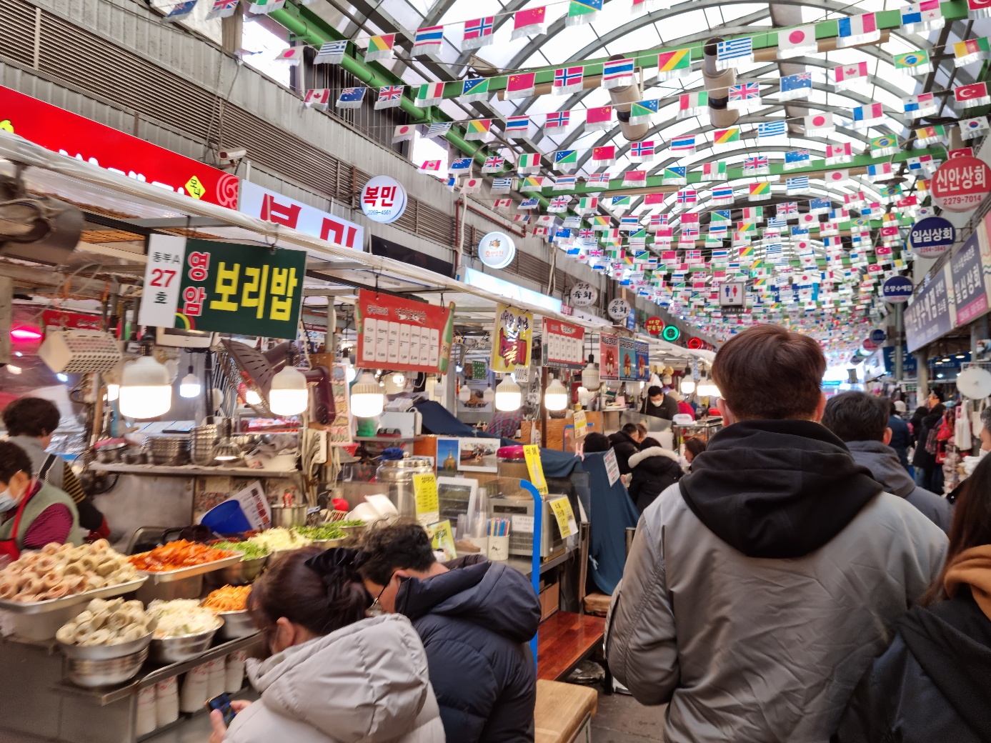 광장시점-점포들