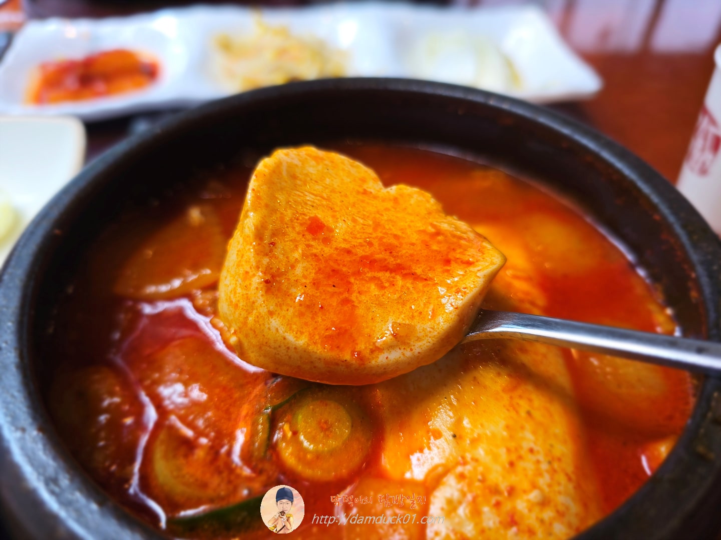 찌개정식(고기듬뿍순두부찌개)
