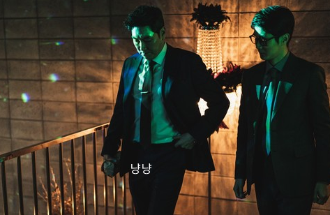 경관의 피 