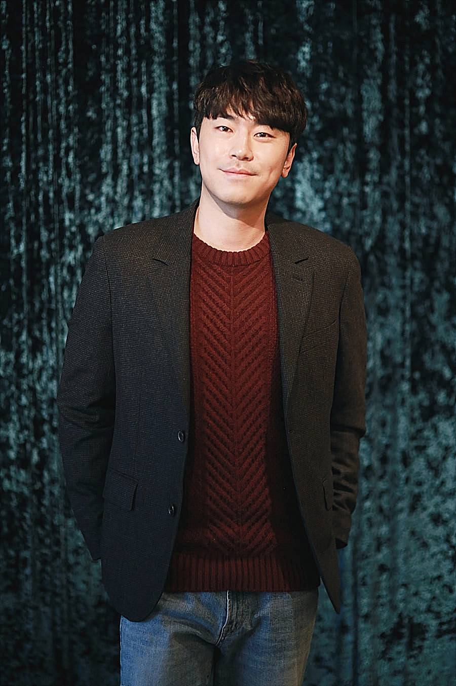 배우-이시언