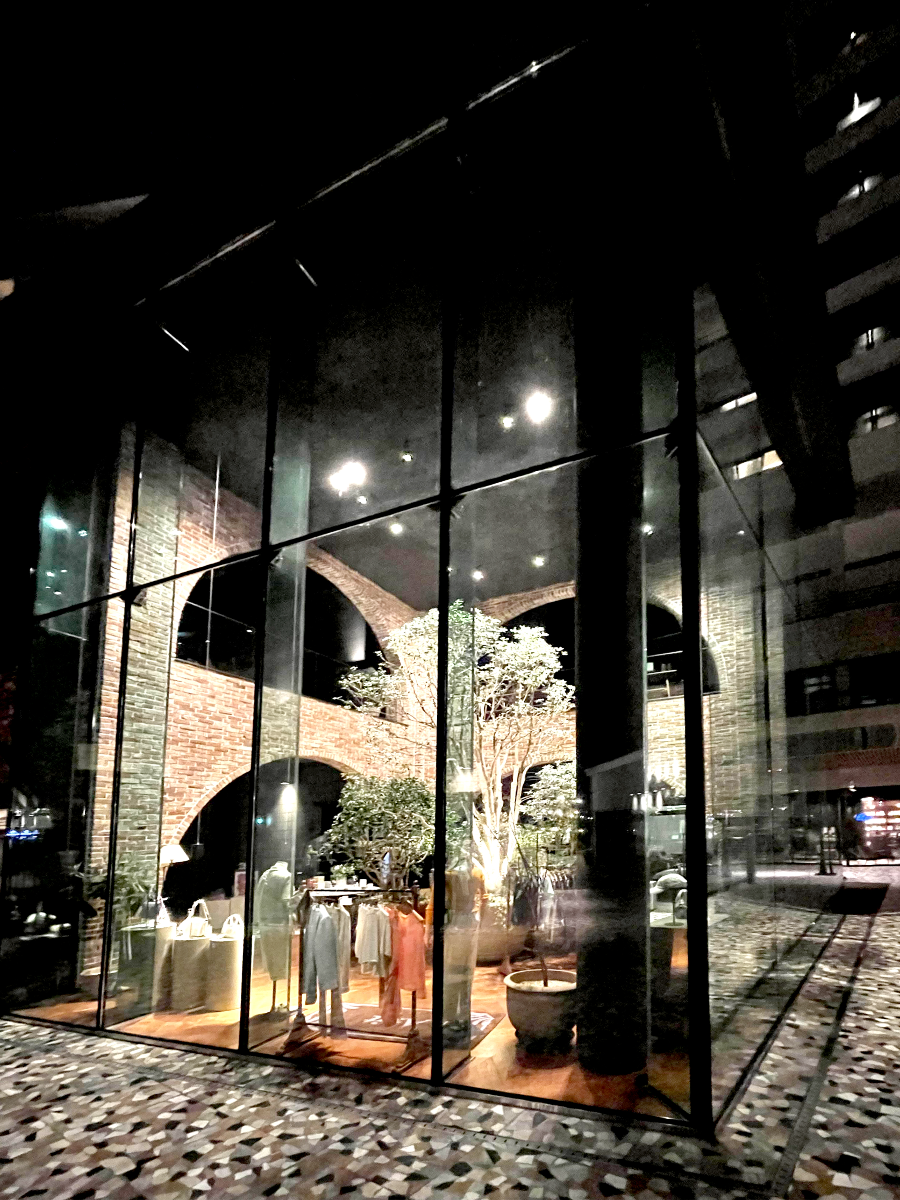 기장 아난티 앳 부산 코브 의류매장