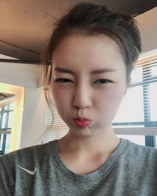 김재롱 부인 결혼