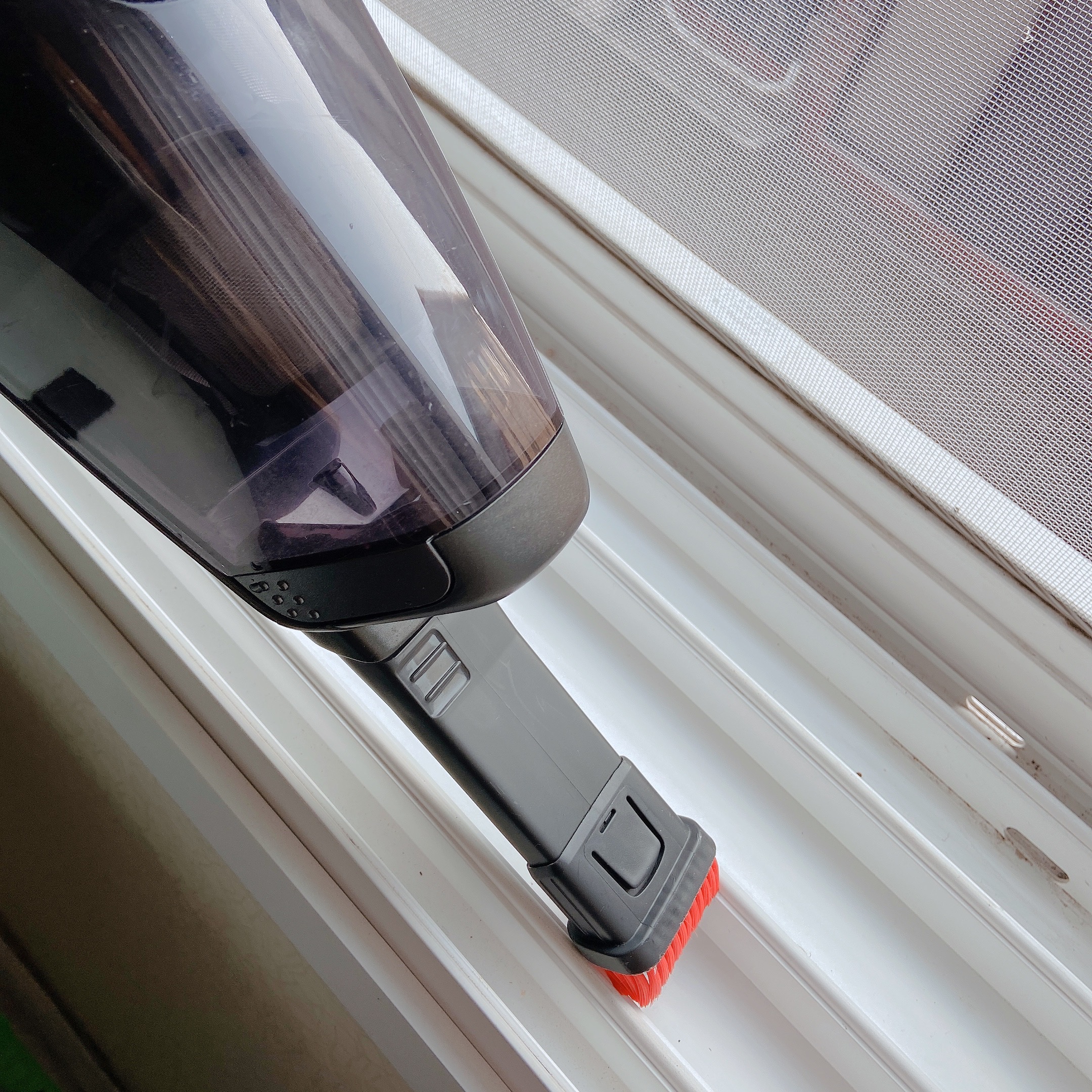 흡입력좋은무선청소기3