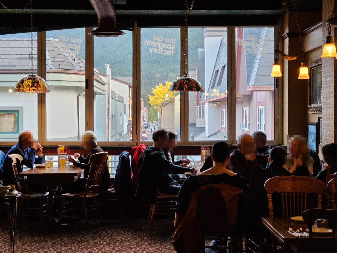 캐나다 올드 스파게티 팩토리 내부