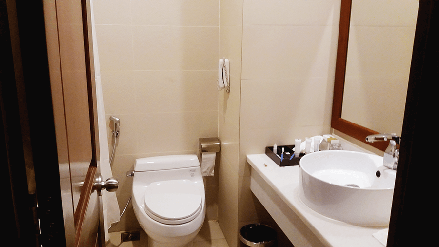 ํธ์น๋ฏผ ์๋ด์คํ ํธํ
