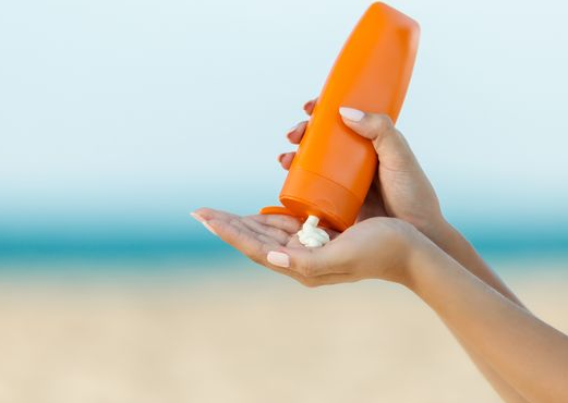 자외선차단제(출처 : Pinterest)