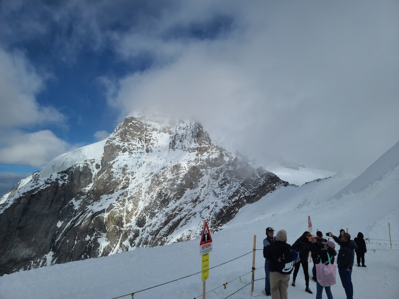 융프라우 전망대 주변 모습(만년설)