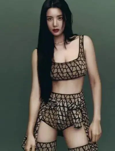 권은비-사진