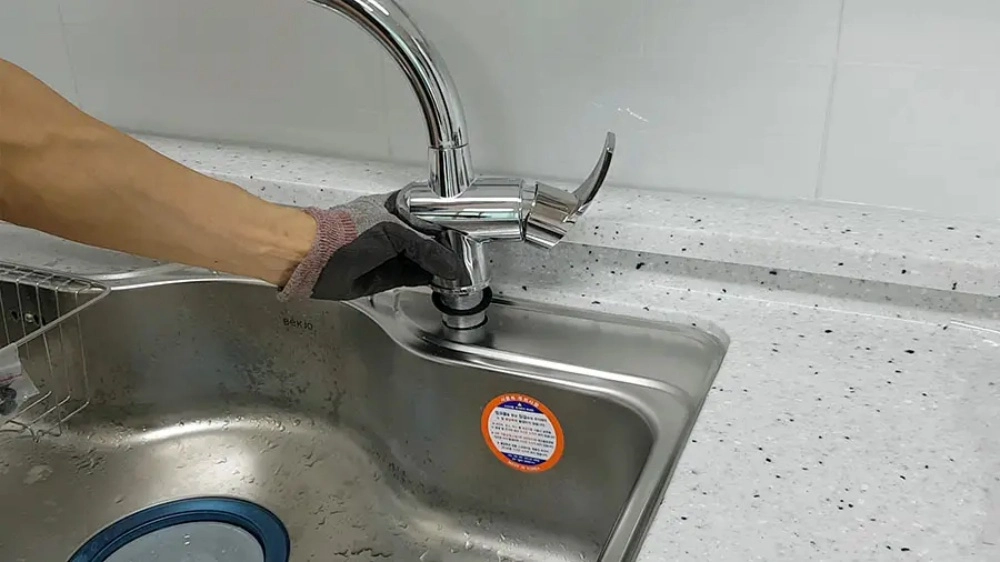 수전 올려놓은 모습