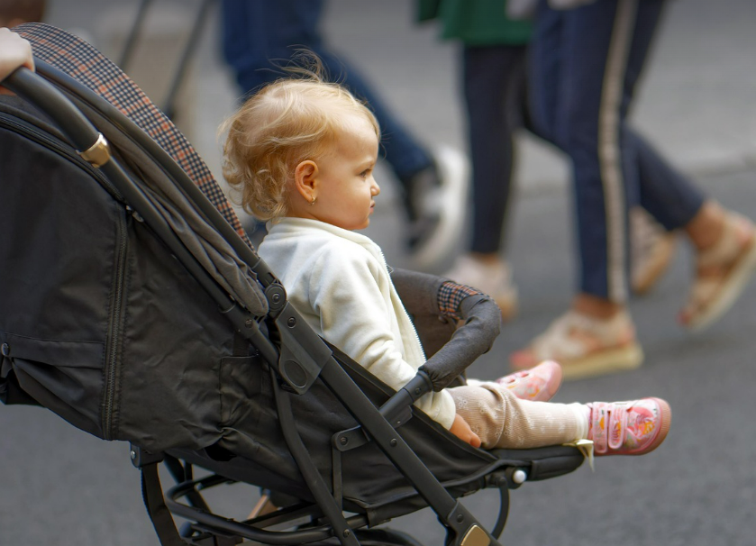 초보 엄마를 위한 유모차 선택법 (신생아용, 조작법, 가격대) 관련 사진