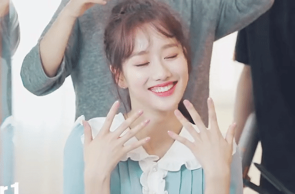 에이프릴 나은, 나랑 데이트할래?