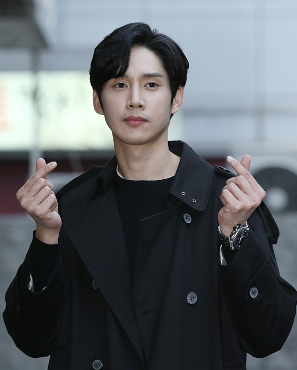 박성훈 손하트
