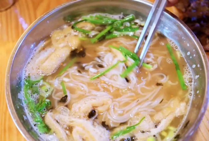 노원역 25년 노포 인생분식 옛날 국수 멸치국수 숯불고기 주는 국수집 노원 상계동 맛집