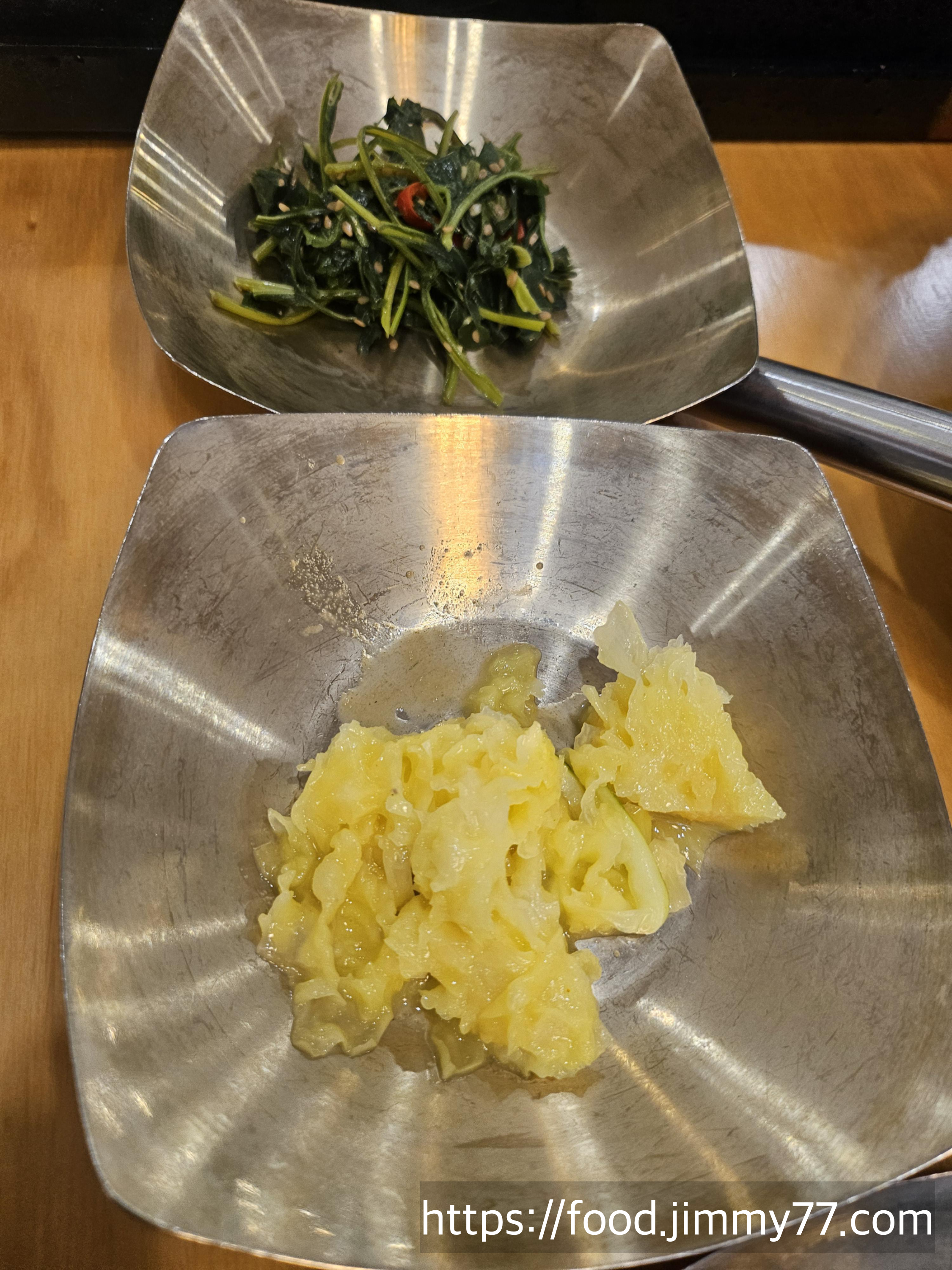 북한산 우렁쌈밥