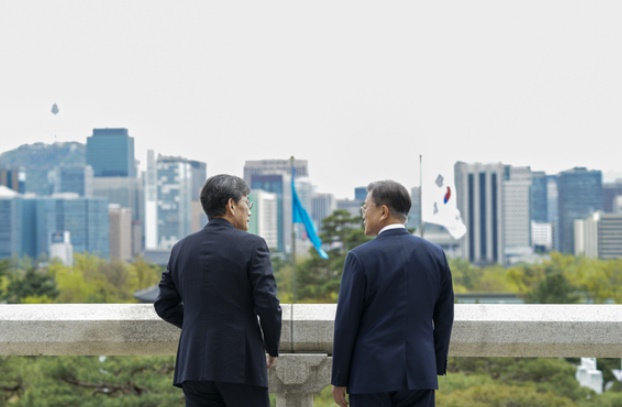 문대통령 손석희 대담