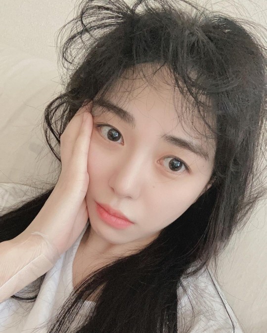 권민아/