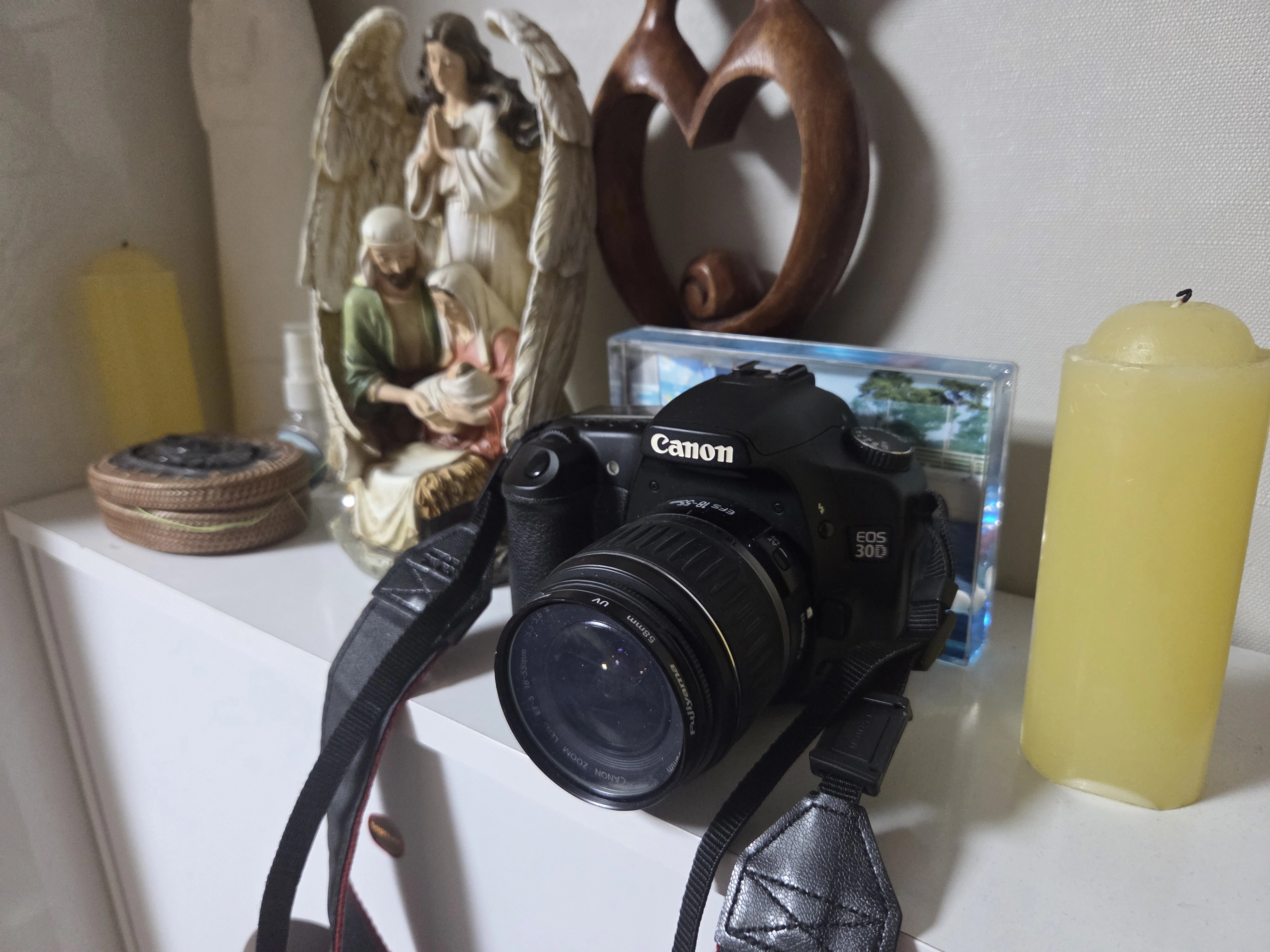 Canon EOS 30D 구형 펌웨어 업데이트의 공학적 리스크 분석과 플래시 메모리 수명 한계