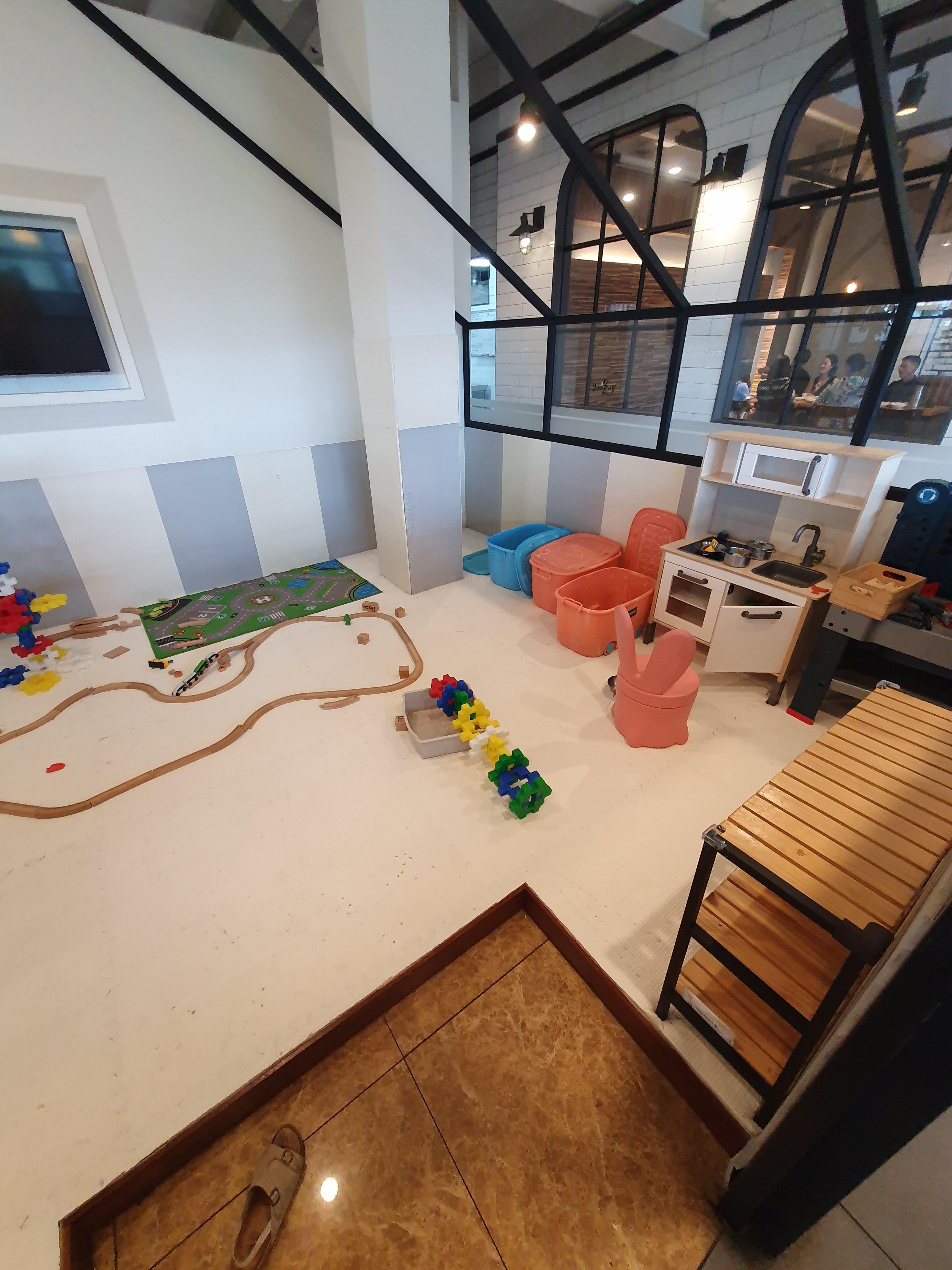 학하동 맛집 복사꽃피는집 키즈룸