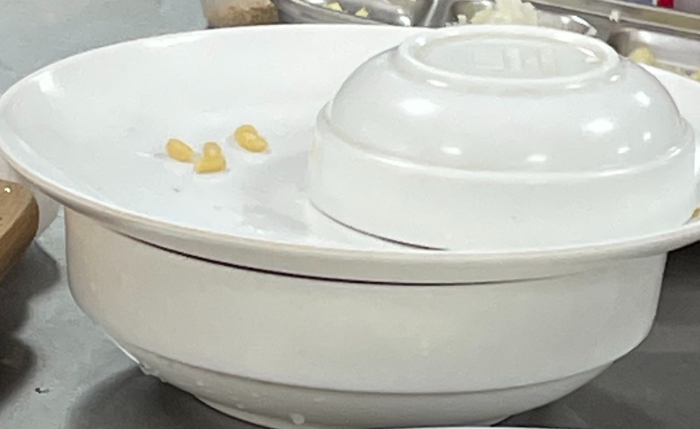 한식조리기능사 실기시험 준비 - 겨자채 - 발효 겨자 뒤집어 보관하기