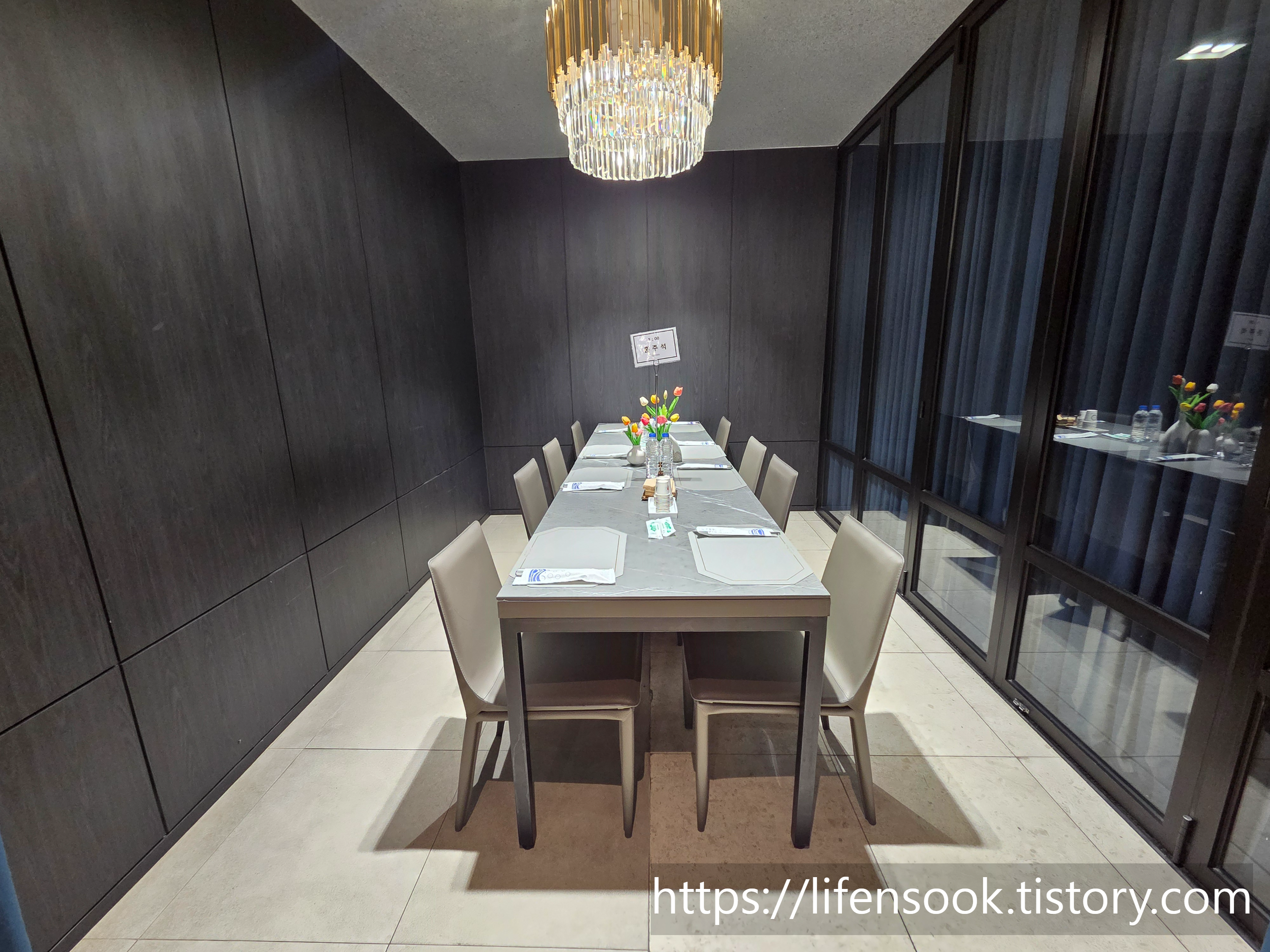 L65호텔 웨딩 컨벤션 연회장 혼주석