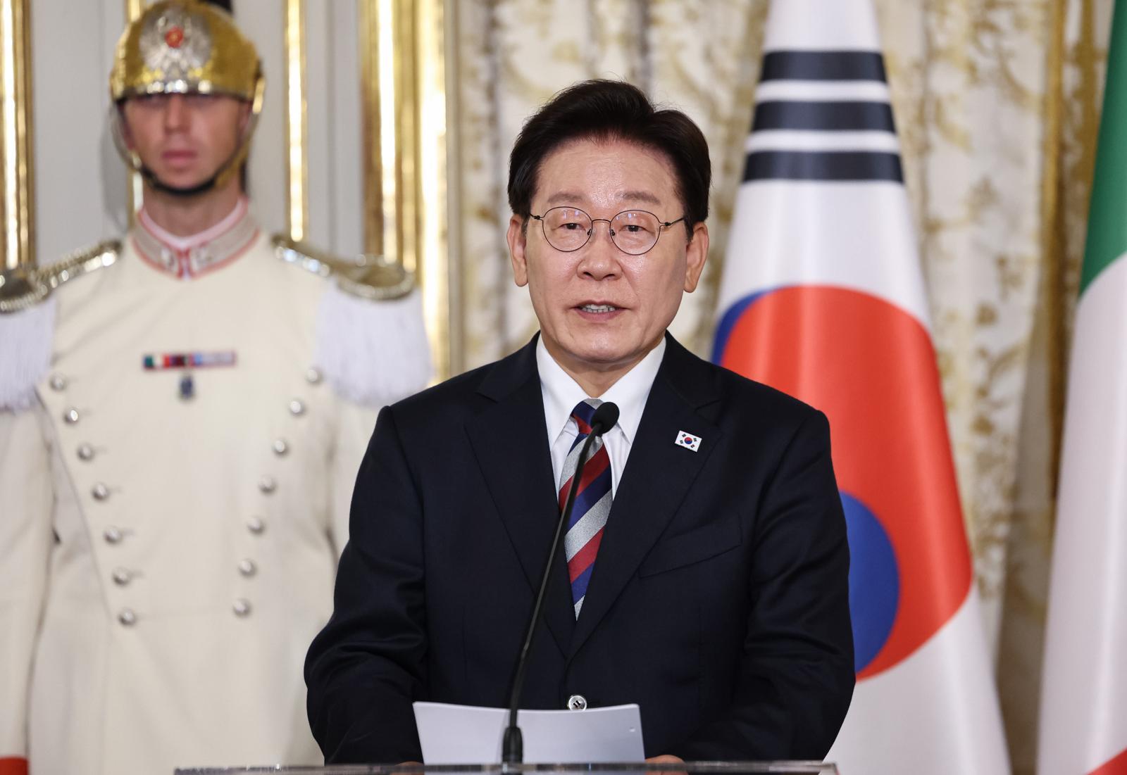 종전 합의 시사로 증시 상승, 유가 하락