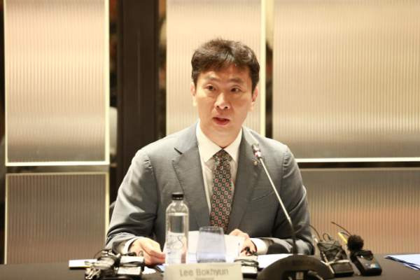이복현 전 금감원장 업무추진비 의혹 총정리: 미슐랭 10인 식사의 진실과 정보공개 소송 결과