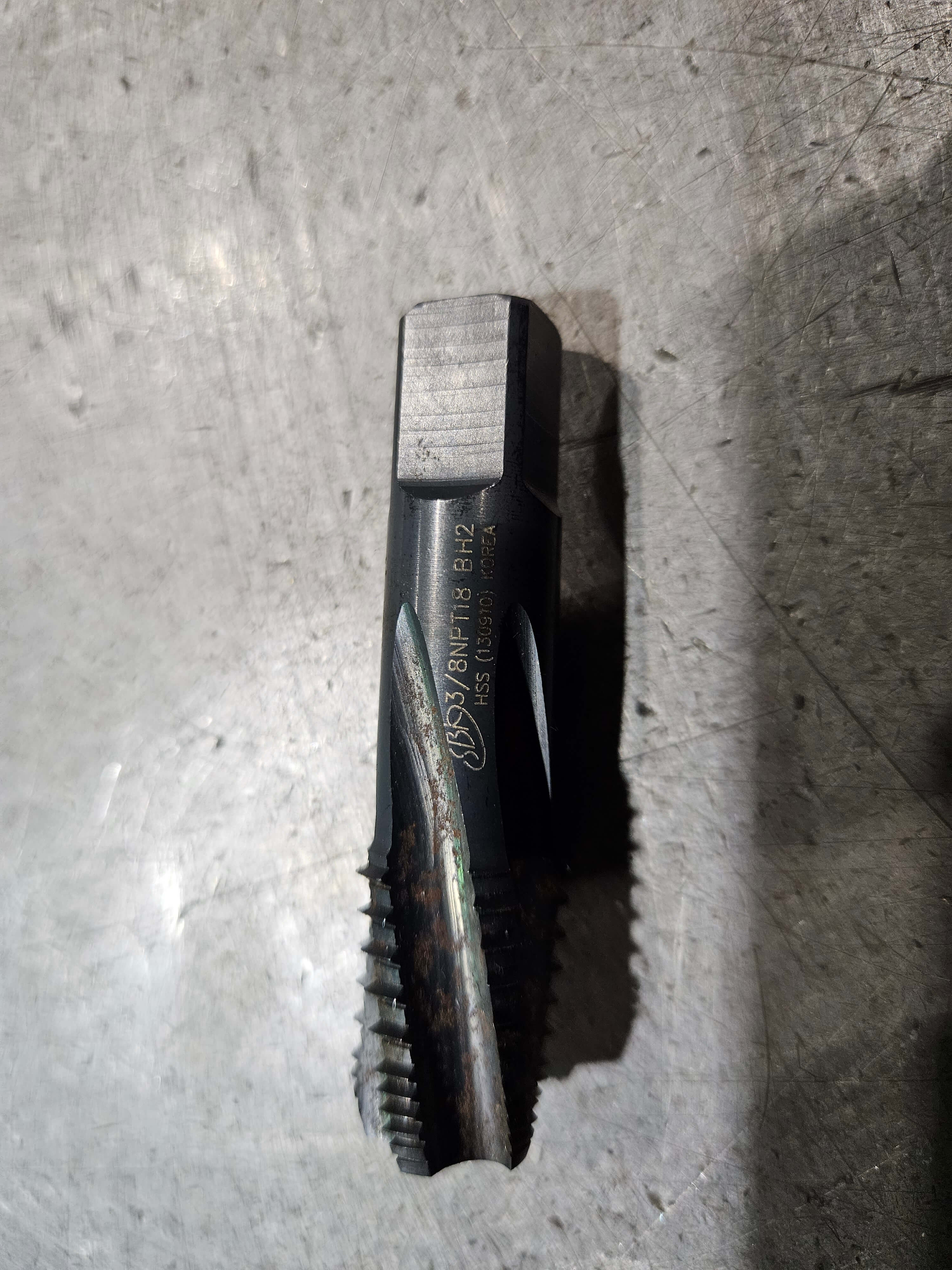 NPT탭