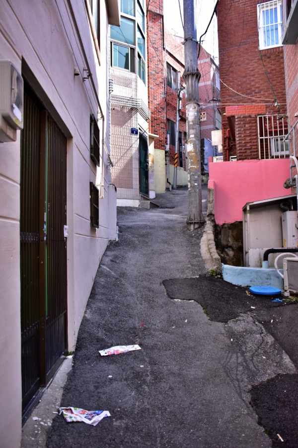 가야동 좁은 골목길