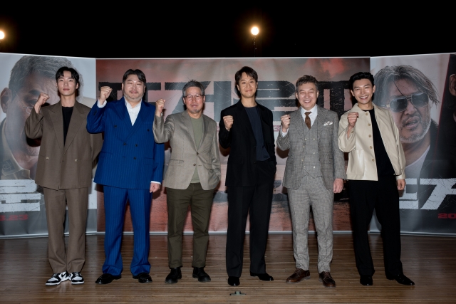 영화-뜨거운피-줄거리-결말-원작-후기-뒷이야기