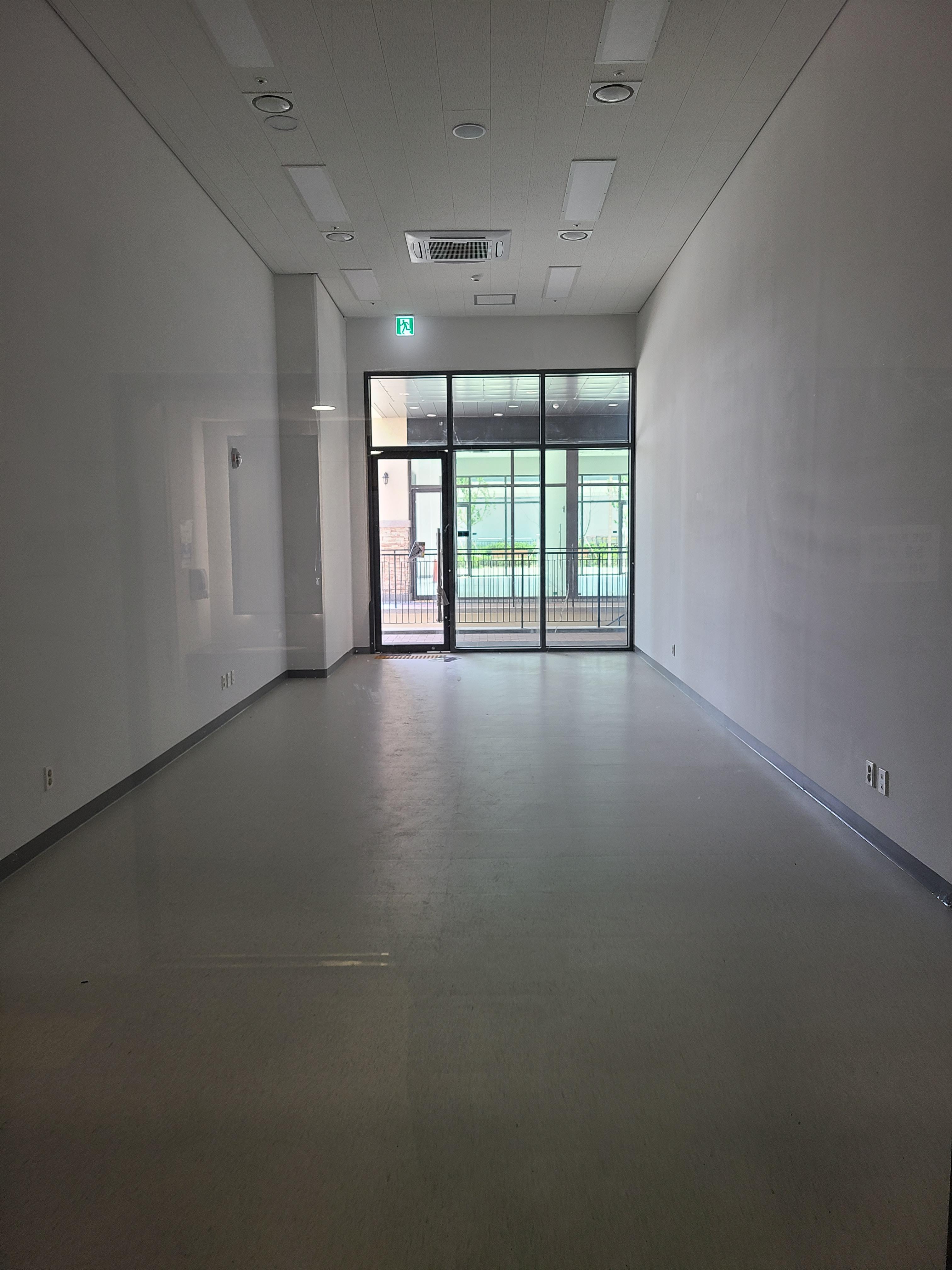 오산 현대테라타워CMC 1층 내부5