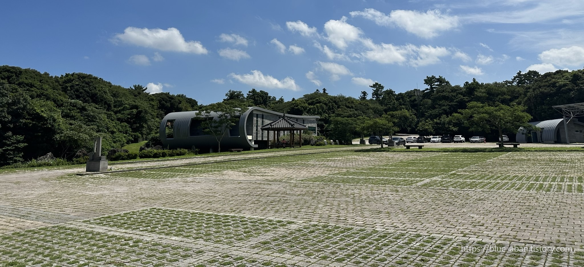 동백동산-주차장