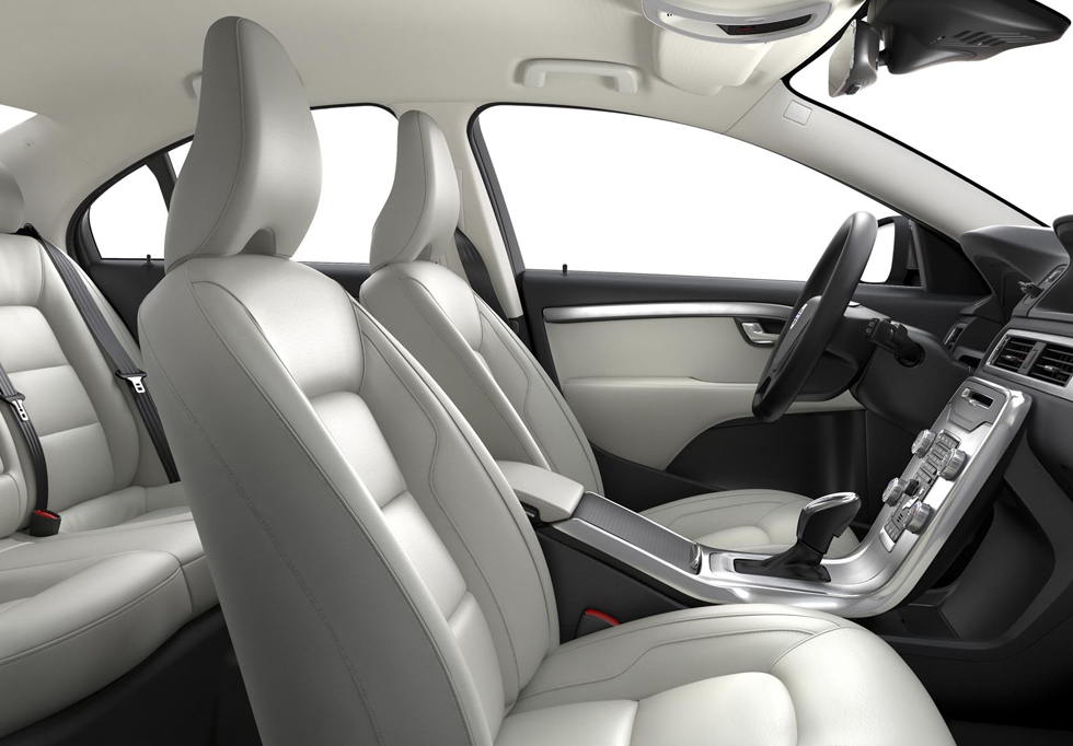 2016년식 볼보 S80 실내 화이트 시트 디자인