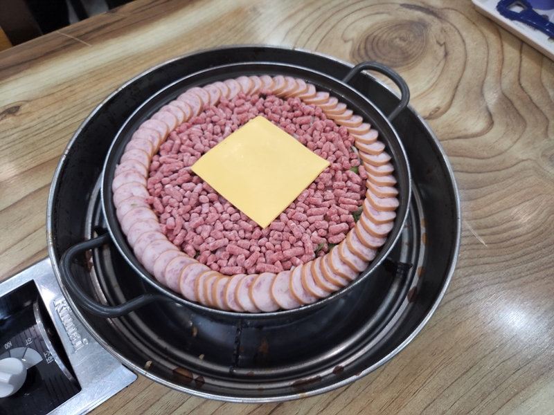 조리되지-않은-부대찌개-2인분