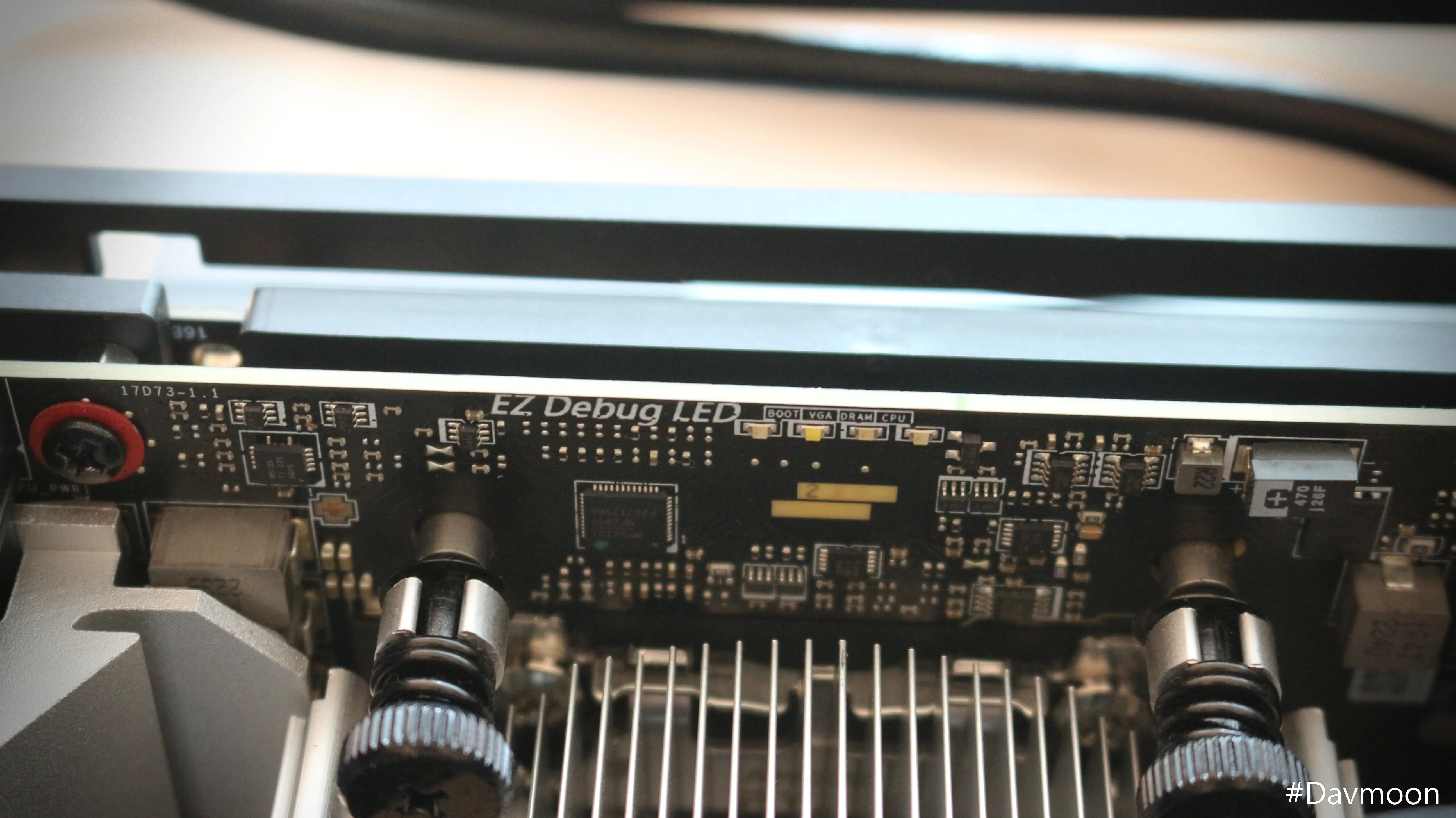 msi b650i edge ez debug LED