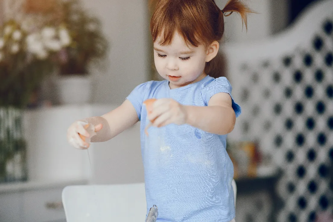 <a href="https://kr.freepik.com/free-photo/little-girl-cook-the-dough-for-cookies_4576846.htm#fromView=search&page=1&position=5&uuid=38173bdf-be8f-4cd4-ae0f-ea9deb31a204">작가 prostooleh 출처 Freepik</a>