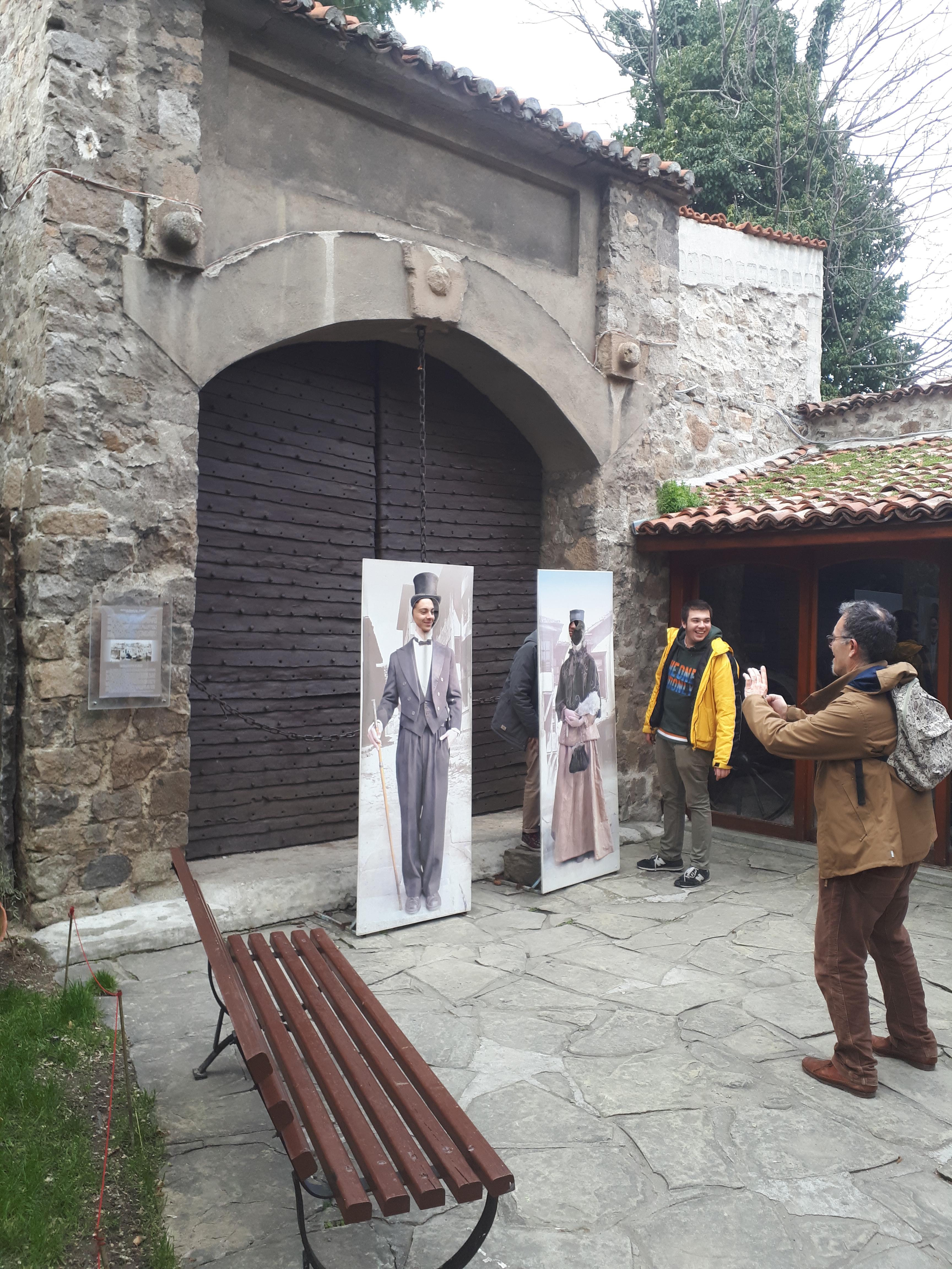 불가리아 플로브디프 구시가지 역사적인 건물 안 포토존