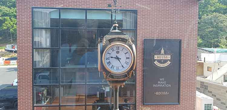 BD788 2층 시계탑